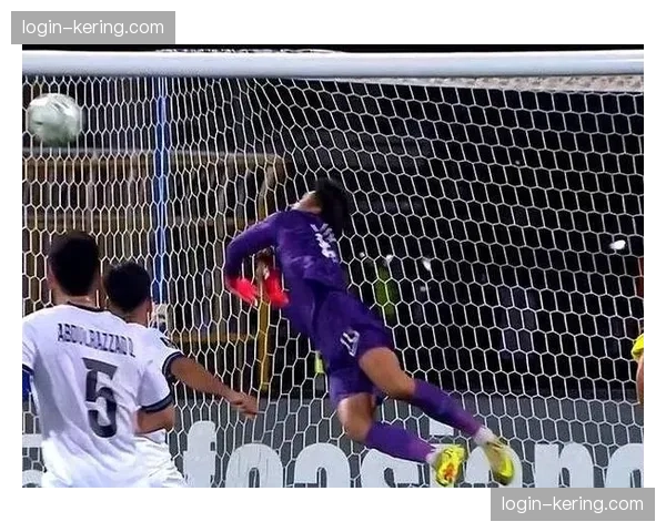 三镇门将方镜淇带伤多次救险 防守端整体协作仍需提升